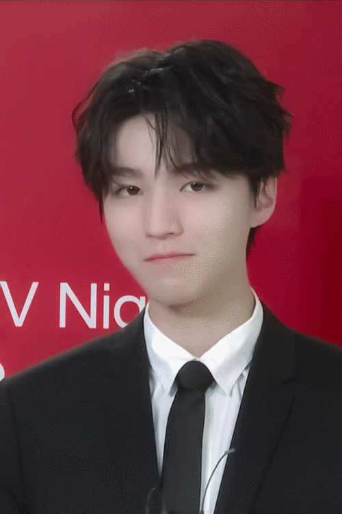 #
叽里呱啦说什么啊,一直对我笑,是不是喜欢我啊