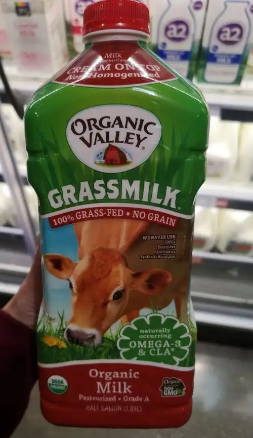 你爱喝哪一款牛奶揭秘隐藏在美国超市牛奶盒上的套路