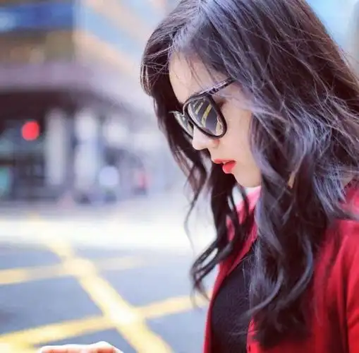 无奖竞猜,p几是#韩佳人39岁近照# [doge]