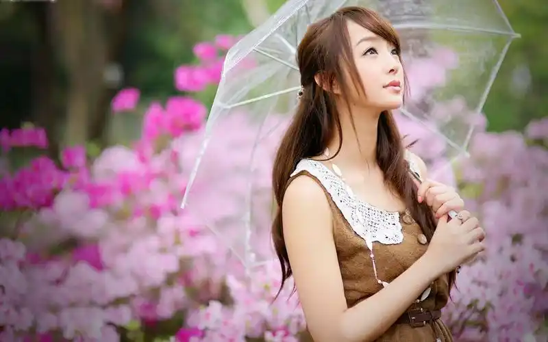 花丛中的女孩高清电脑桌面壁纸高清大图预览1920x1080_美女壁纸下载