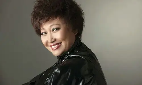 在刻画人物形象时刻画的特别生动,可能是由于他的演技比较精湛高超