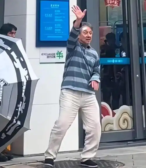 成龙一双儿女各有归属女儿得不到财产儿子能领至少25亿