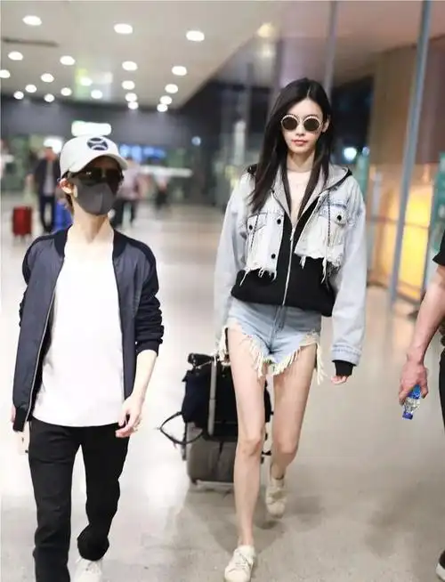 最萌身高差178奚梦瑶同框155郭敬明成大佬郭敬明变成小迷弟