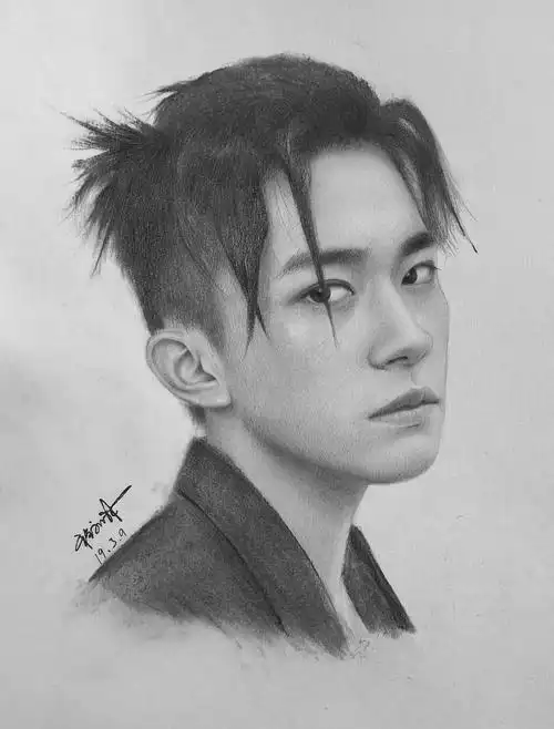 素描易烊千玺周口/插画师/4年前/1418浏览兰秋烈