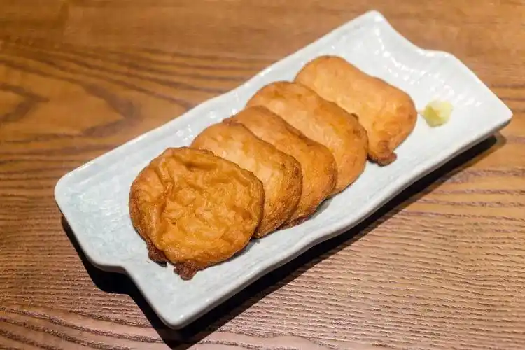 和温州鱼饼完全不一样的口感,既爽口,又有点黏牙,小伙伴们可以试一下.