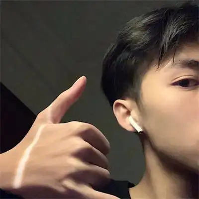 简单干净成熟的日常风优质男头 最新微信男头让人感觉非常舒服_男生