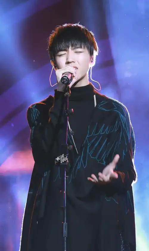 王俊凯# 160921 王俊凯17岁生日会 高清