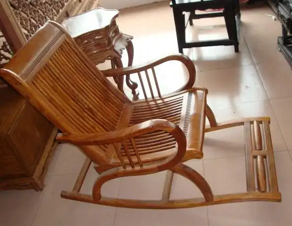 p>红木摇摇椅为清代出现的具有新样式与功能用途的 a href="#" data