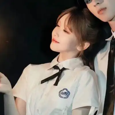 干净大方的简约成熟好看情侣头像 最新版优质简单不俗气的情头_情侣