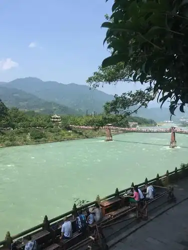 成都一日自驾免费景点(成都一日自驾游哪里好玩)