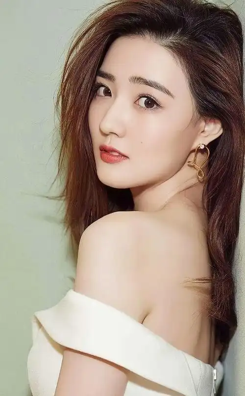 徐璐高清俏丽美照优雅迷人