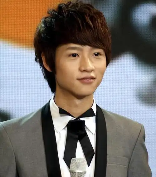 上春山的事情发酵后最大受益者是谁这样的偶像早该火了