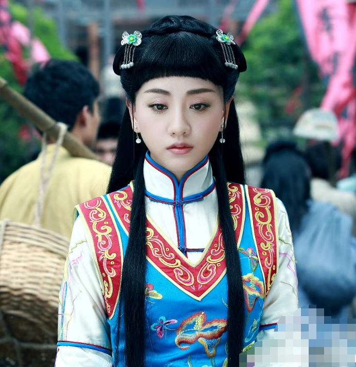 杨蓉《情定三生》最美的五个造型,图三俏丽,图五让朱一龙心动!