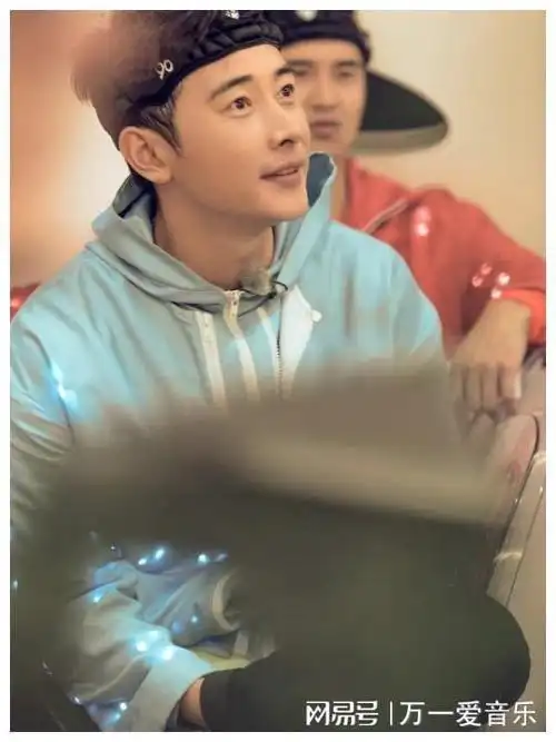 苗圃与罗晋分手十年她嫁二婚富豪生龙凤胎他娶唐嫣做爸爸