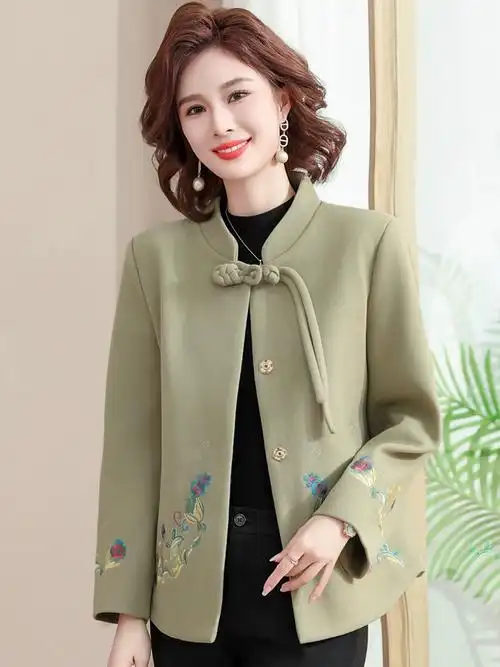 中老年女春秋中式短款绣花呢子上衣毛呢外套2024新款中年妈妈春装