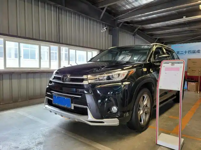 实测新老汉兰达二三排空间,尺寸变大意味着空间更大?