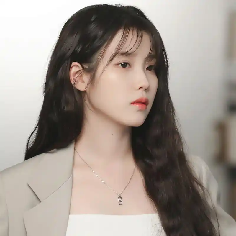 ✨iu李知恩 | 头像