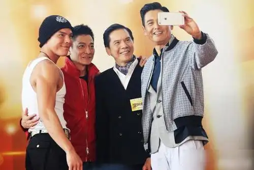 这场"闹剧"实在是高,向佐加强人设,药水哥也是赢家|向华强|张柏芝