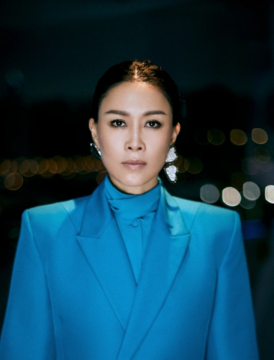 那英晒变老造型80岁的样子仍然有气质但一看就很严厉