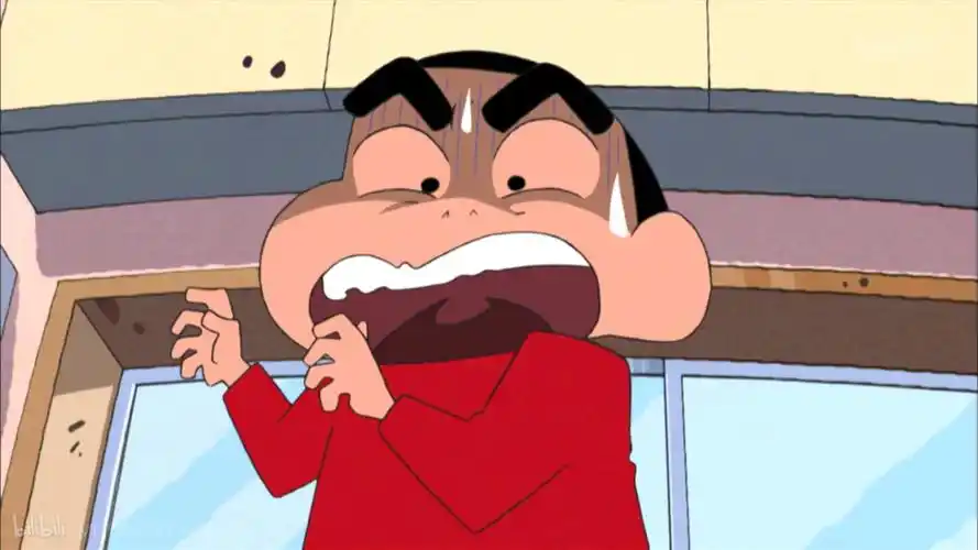 蜡笔小新和大耳朵图图的动漫大对比