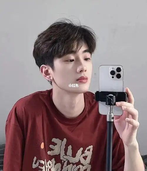 男士发型最帅微分碎盖