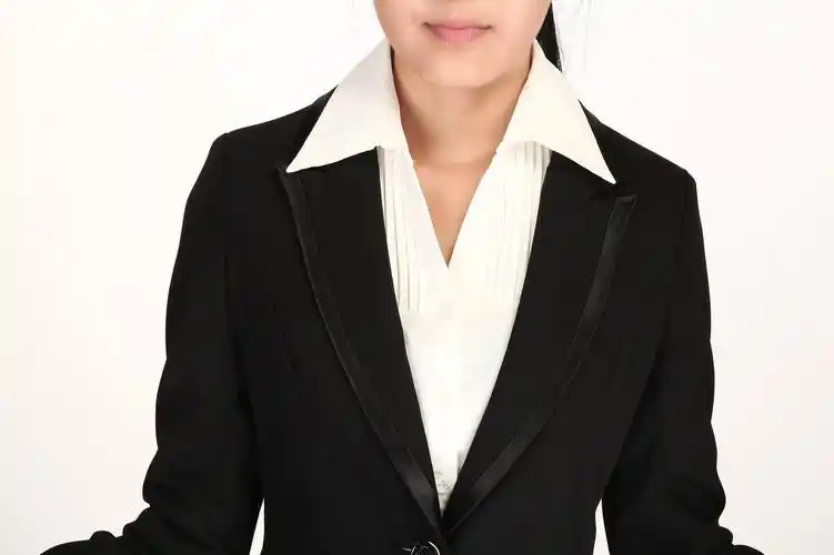 新款女士西服 商务时尚专业职业装 厂家