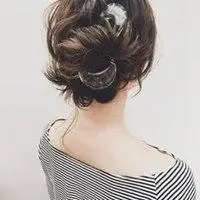 丸子头头像女生背影_炸丸子头发型的美女头像图片【点击鼠标右键下载