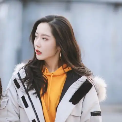 陪王艺瑾到天荒地老