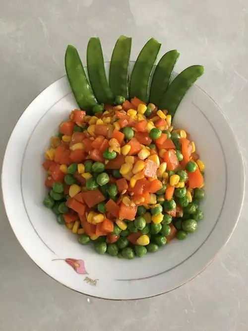 家常菜 颜值控最爱的一道菜         这是我最喜欢的一道菜,颜色好看