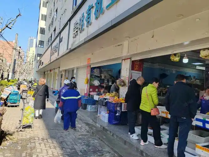 查看全部图片(11张)位置 - 静安区 - 静安寺 康定路交通餐厅银行酒店