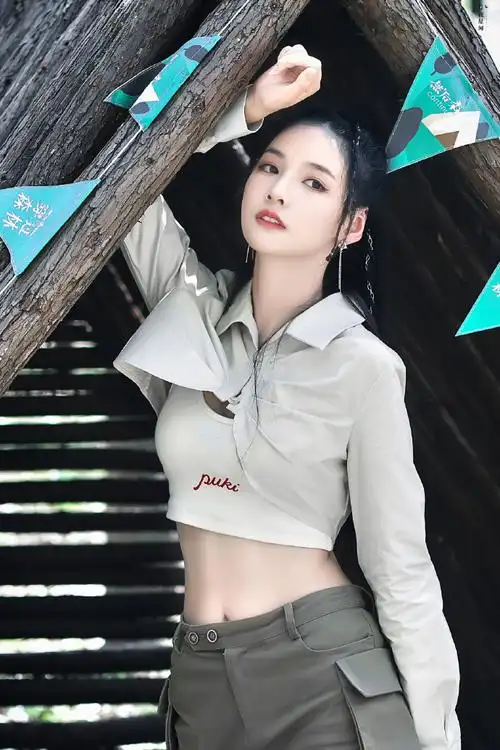 赵粤的身材##赵粤叽叽扎扎去露营