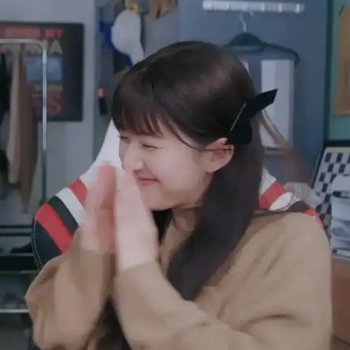 赵露思桑稚头像