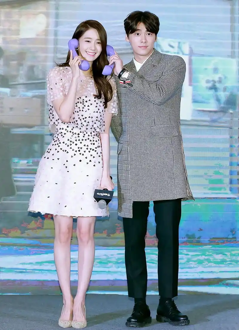 李易峰 林允儿再次被爆正在恋爱中,细心网友找出一系列证据