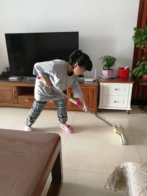 妈妈,您辛苦了,今天我来做家务!