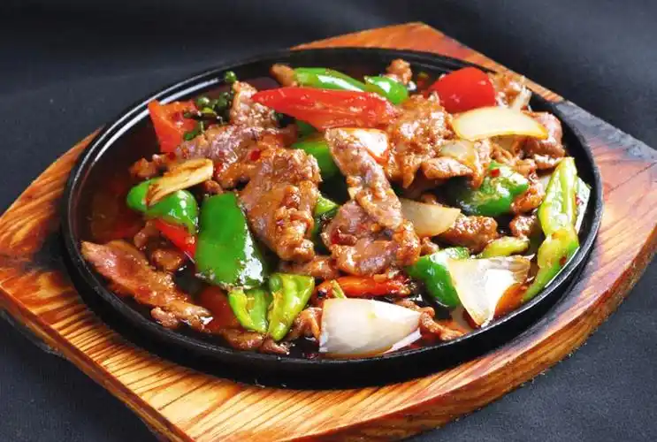 3,铁板牛肉