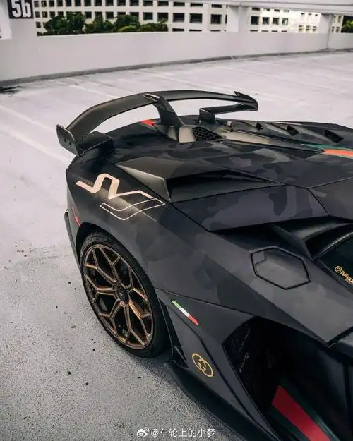 兰博基尼大牛svj?