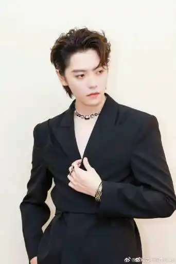 梁咪 xyl xyl 肖瓶 xyl 纯元瓶 雪山神女 人间手办 旦脸武生 八块腹肌