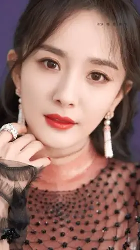 【杨幂】【美图】陪伴是最长情的告白