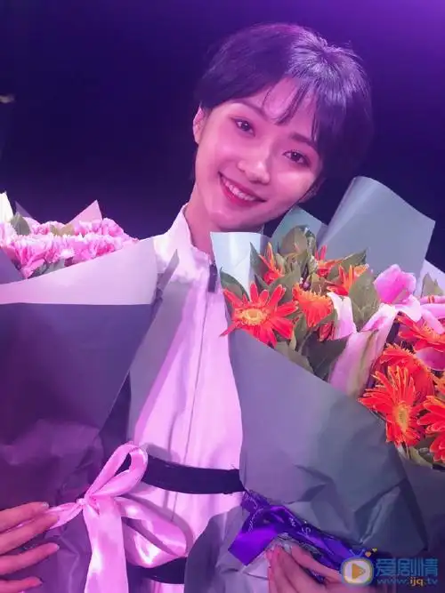 赵诗意现场活动照图片 赵诗意现场活动照图片