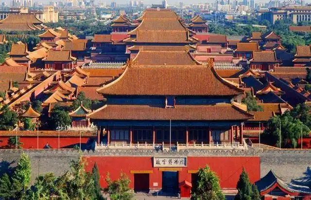 清朝时期有人可以随便出入紫禁城吗?