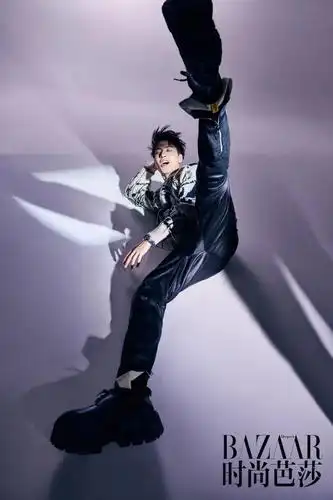 王嘉尔 焦虑是有成就感的苦_击剑