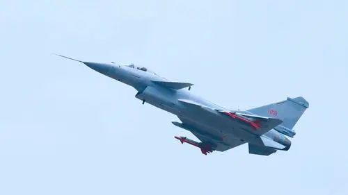 歼10b战斗机军事天地壁纸