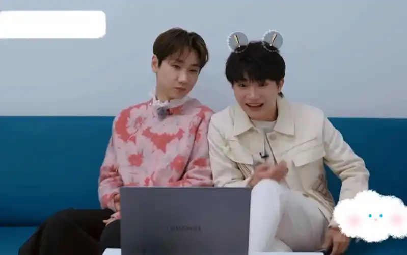 周深:我们两很爱置自己于死地!这两一个妈叫去吃饭一个着火了!