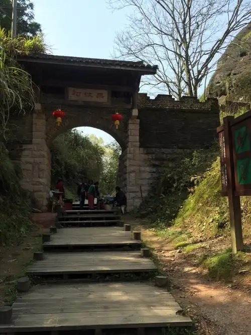 龙虎山无蚊村攻略,龙虎山无蚊村门票/游玩攻略/地址/图片/门票价格