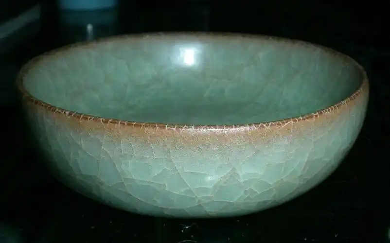 颠覆你的认知812.北宋官窑冰裂瓷的不同釉色