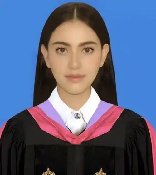 国外8位女明星的身份证照片,连亲妈都认不出来_baifern_身材_zani