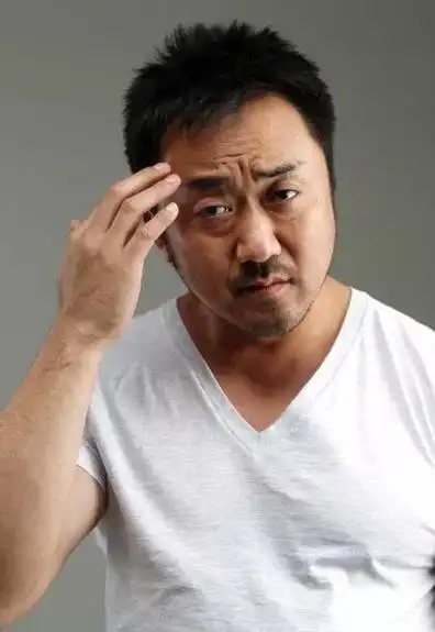 派爷带你看电影#【硬汉胖大叔马东锡电影合集】《釜山行》【720p】