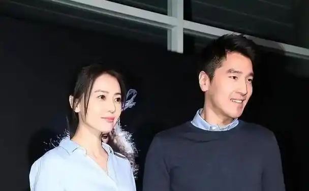 于小伟和高圆圆分手不后悔出道20年终翻红娶普通妻子也幸福