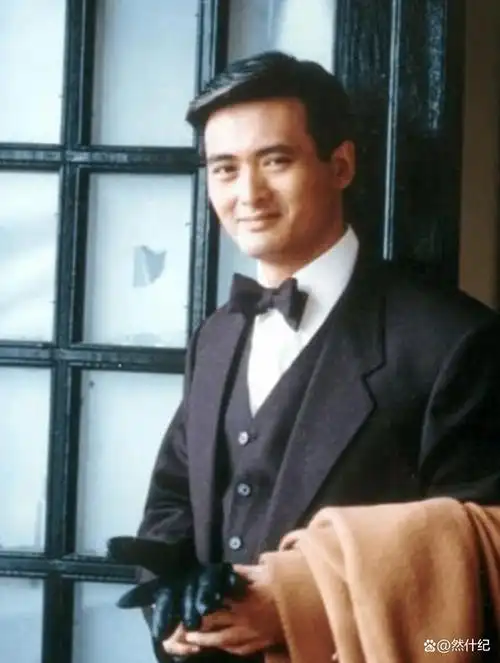 "小马哥"周润发:一辈子没有孩子,坦言去世后捐出56亿所有财产