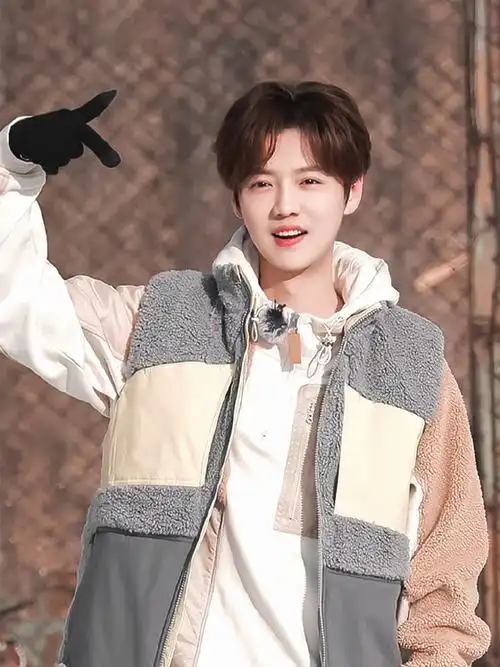 鹿晗张艺兴共享衣橱